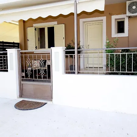 Dimitris Apartment